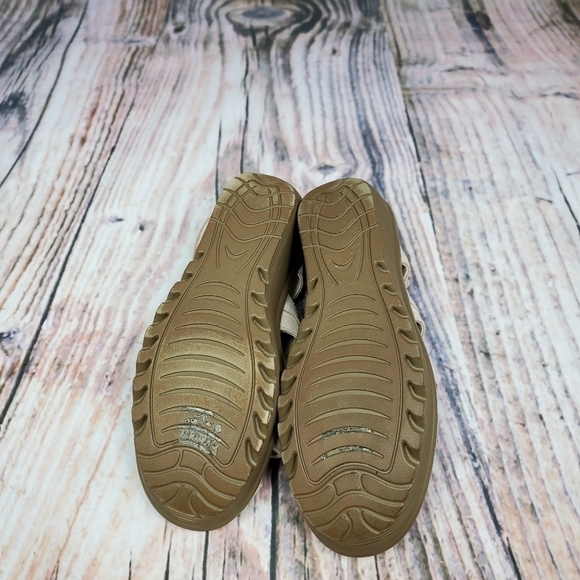 Skeckers Cali Parallel Memory Foam Wedge Sandals - Picture 10 of 15